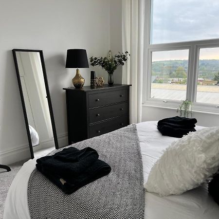טנבי Heathcliff - 5 Bedroom House In Town Centre מראה חיצוני תמונה