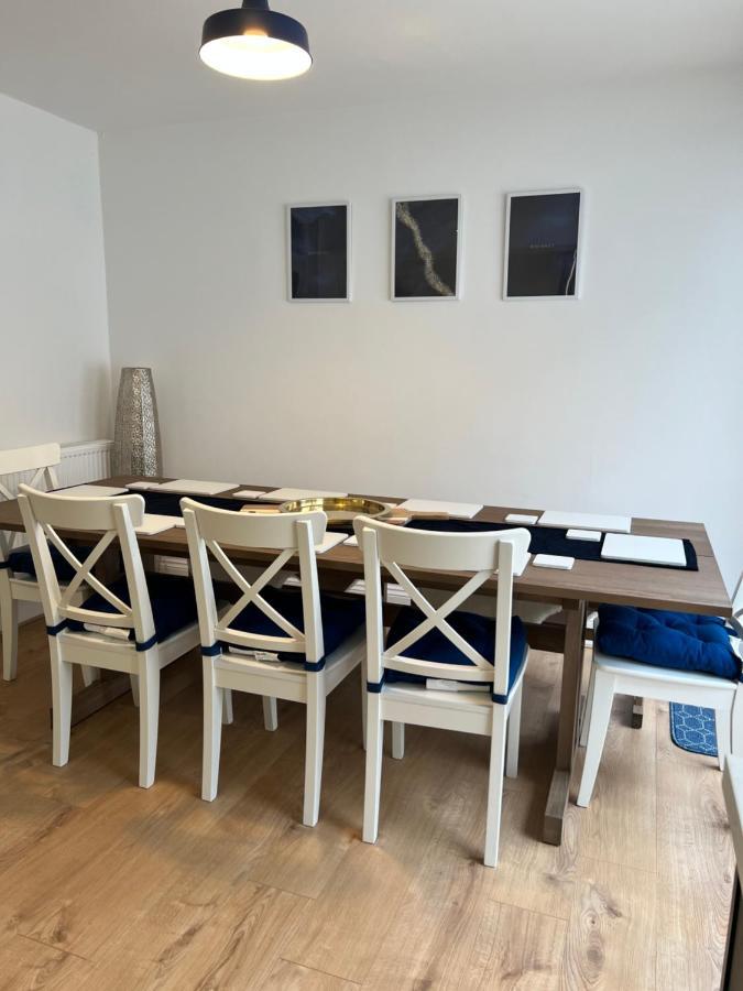 טנבי Heathcliff - 5 Bedroom House In Town Centre מראה חיצוני תמונה