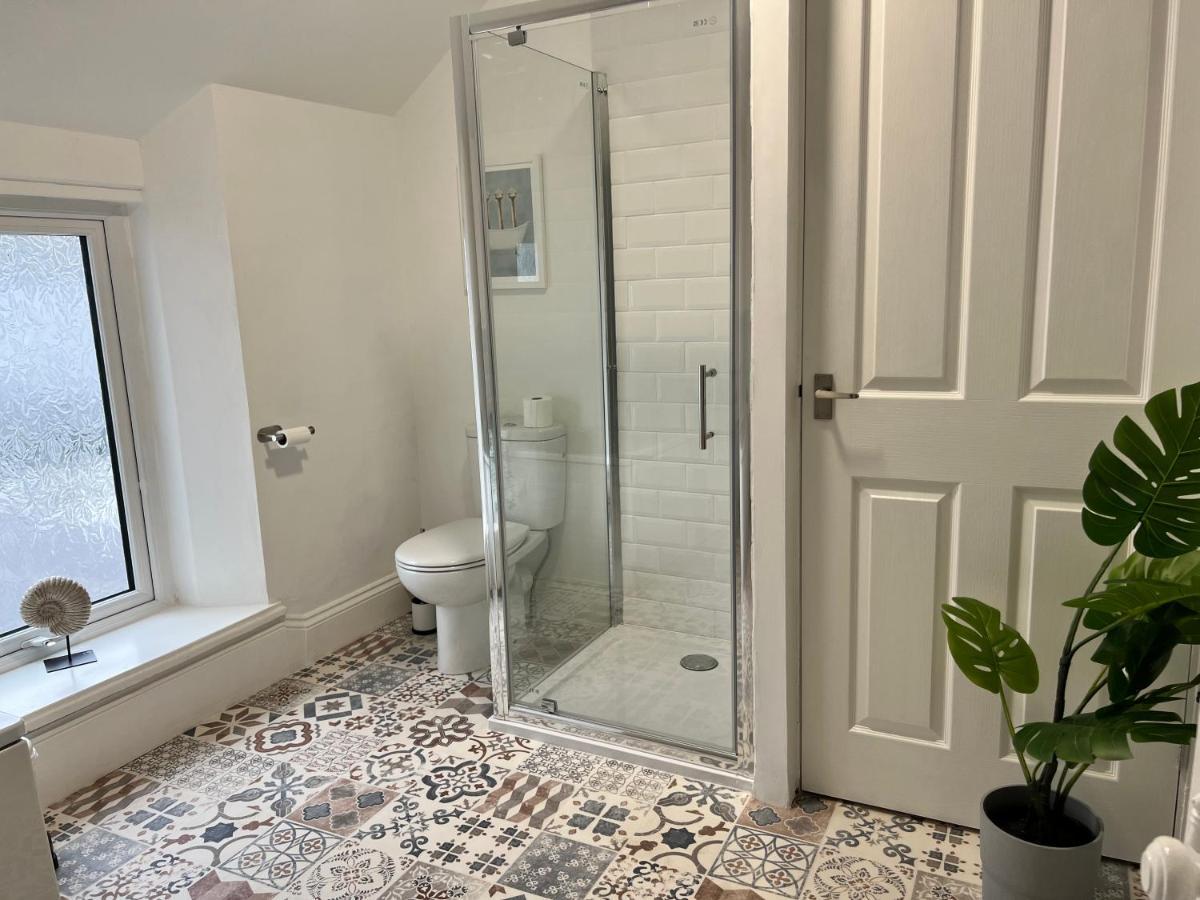 טנבי Heathcliff - 5 Bedroom House In Town Centre מראה חיצוני תמונה