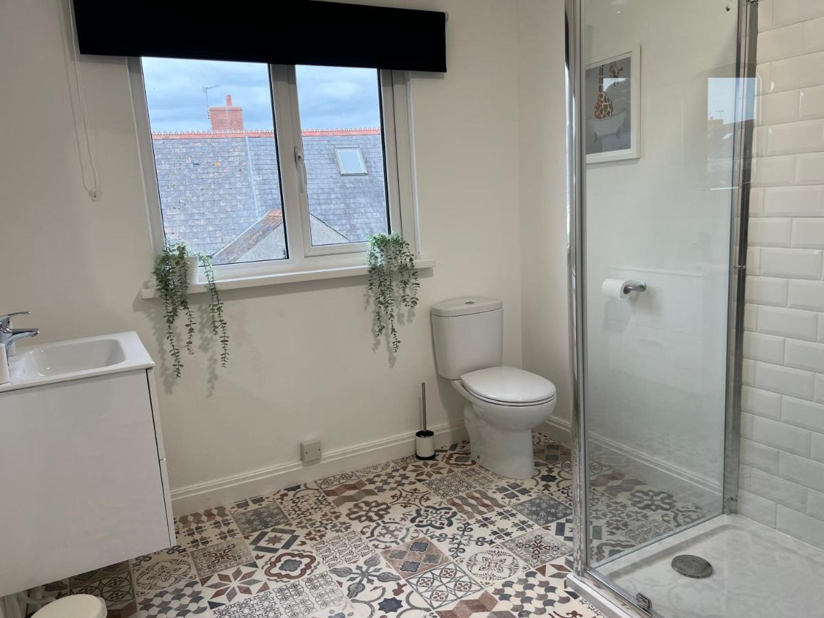 טנבי Heathcliff - 5 Bedroom House In Town Centre מראה חיצוני תמונה